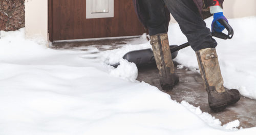 Simple steps to avoid injury while shoveling snow