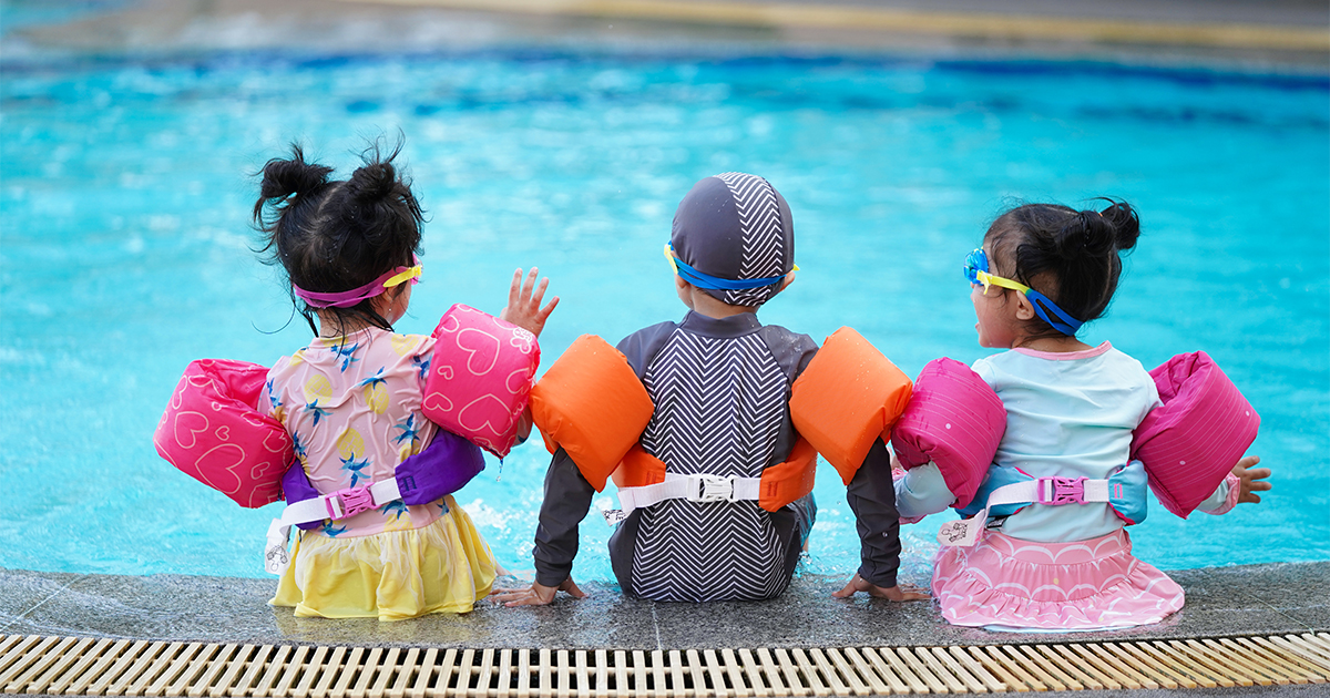 Water safety tips to keep your kids safe this summer | OSF HealthCare