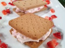 Strawberry Cheesecake Sandwich Cookies